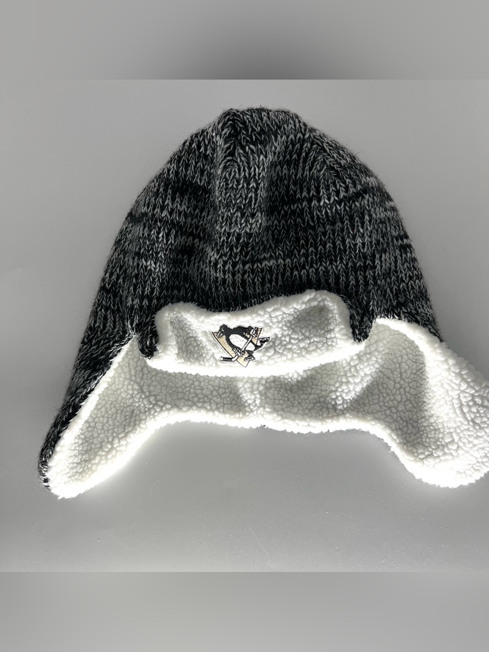 NHL Pittsburg penguins trapper hat men’s OS